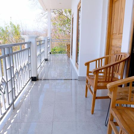 Monte Prundi Hotel Labuan Bajo Dış mekan fotoğraf