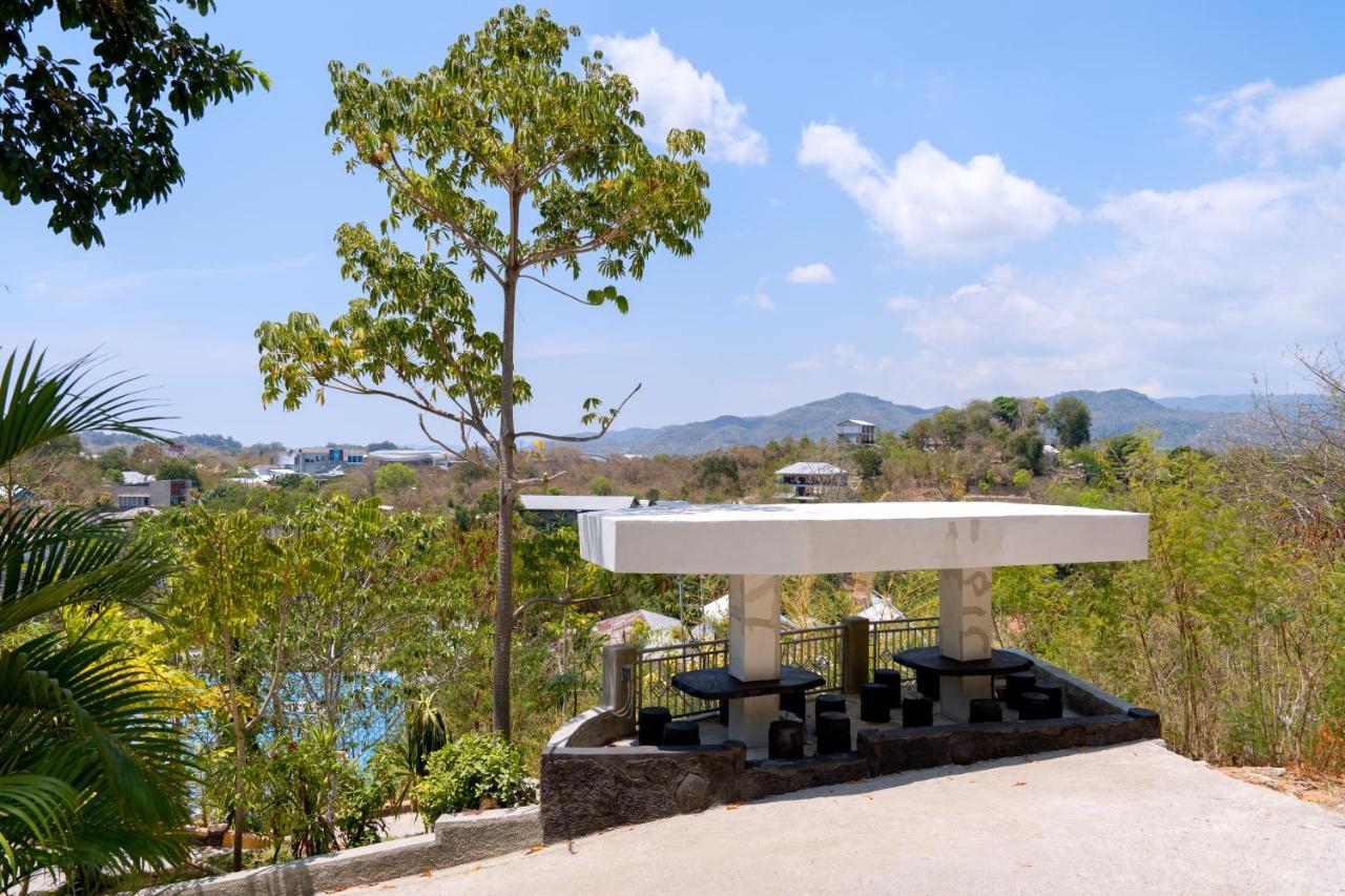 Monte Prundi Hotel Labuan Bajo Dış mekan fotoğraf